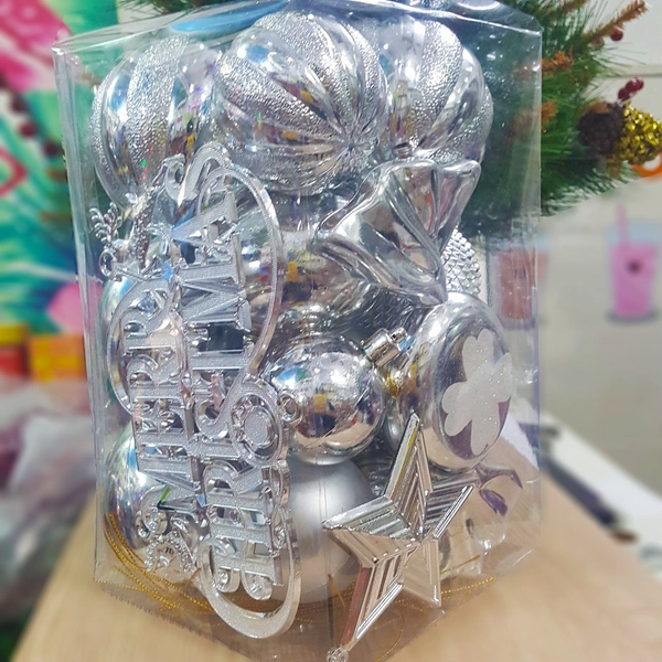 Hộp châu bạc nhiều phụ kiện trang trí noel