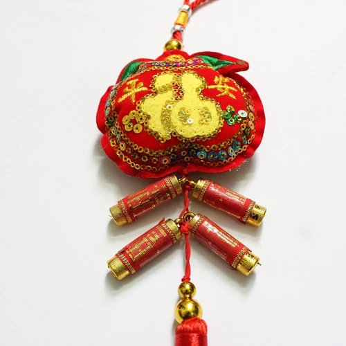 Lộc treo hình quả táo trang trí tết