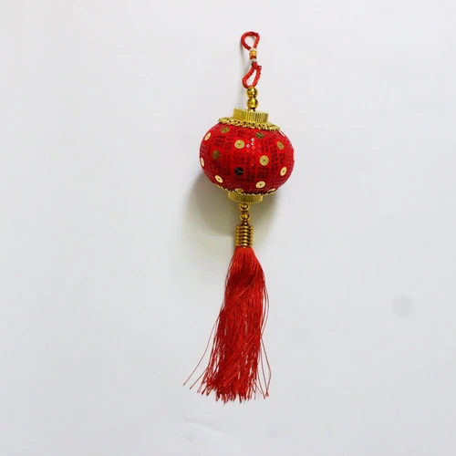 Đèn lồng đỏ treo trang trí tết