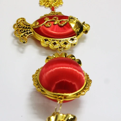 Lộc treo con cá vàng kèm châu đỏ trang trí tết