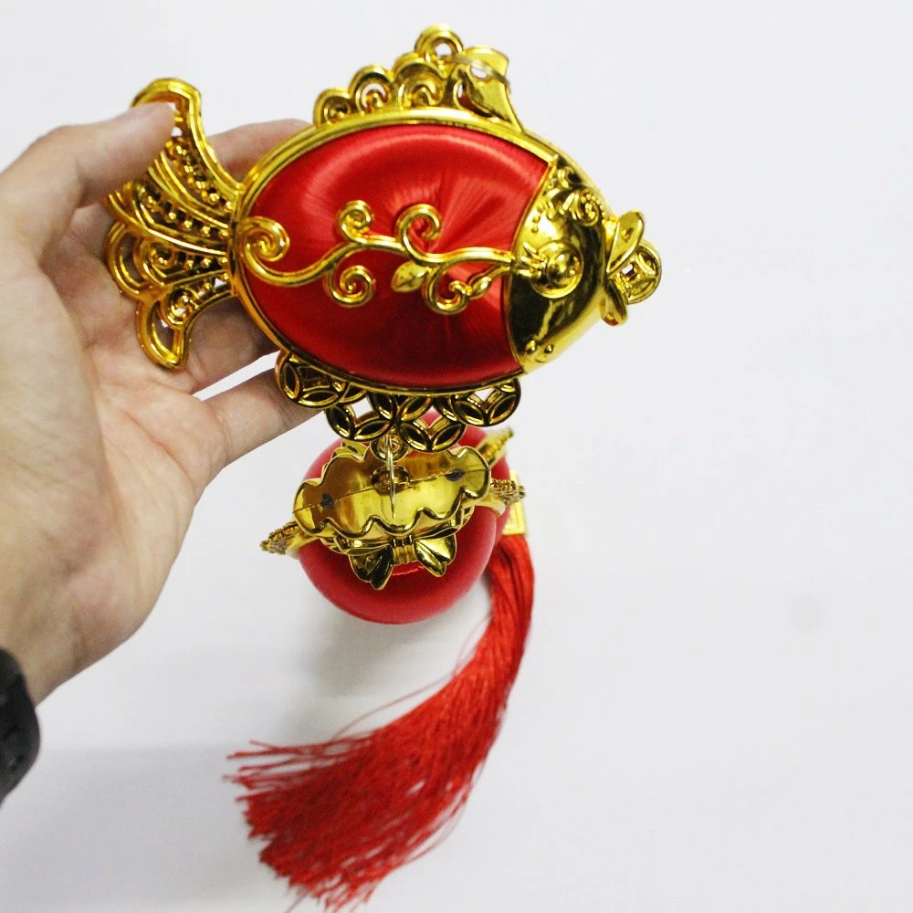 Lộc treo con cá vàng kèm châu đỏ trang trí tết