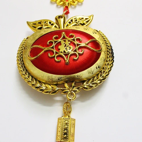 Lộc treo táo vàng trang trí tết