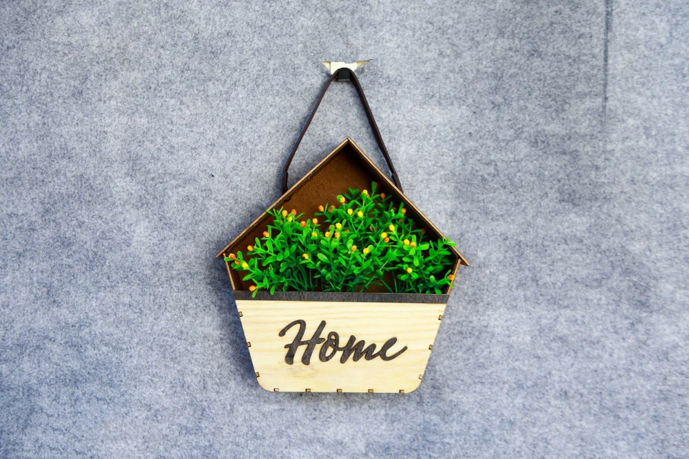 Bảng gỗ treo tường handmade Home kèm hoa mẫu 02