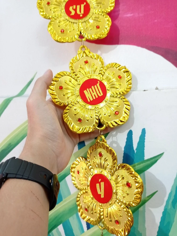 Dây treo vạn sự như ý hoa mai vàng trang trí tết