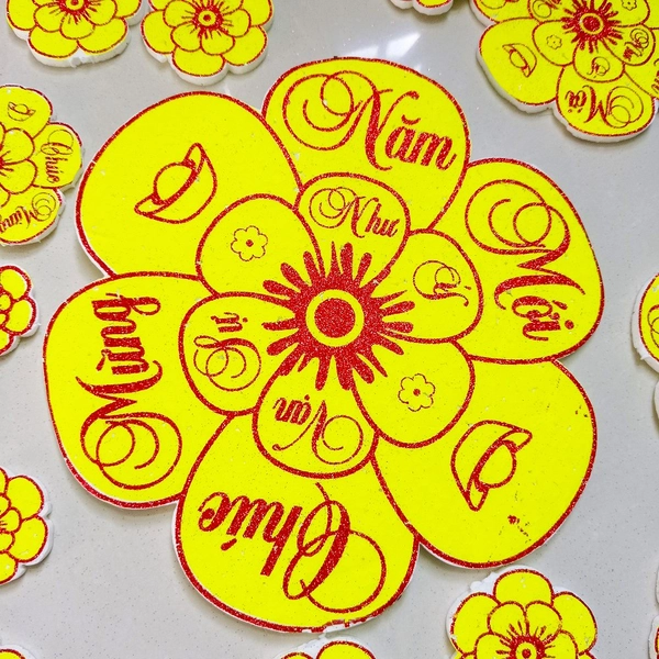 Bộ Bông mai xốp trang trí tết Chúc mừng năm mới