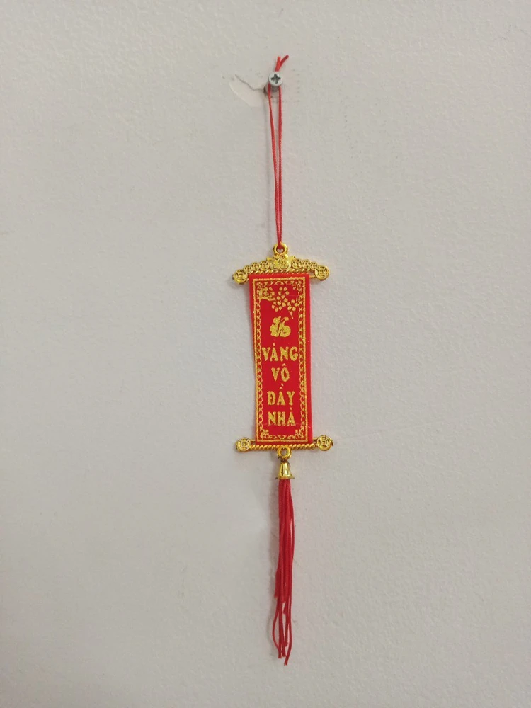 Liễn Đỏ Mini Chữ Phúc Vàng Vô Đầy Nhà Trang Trí Tết