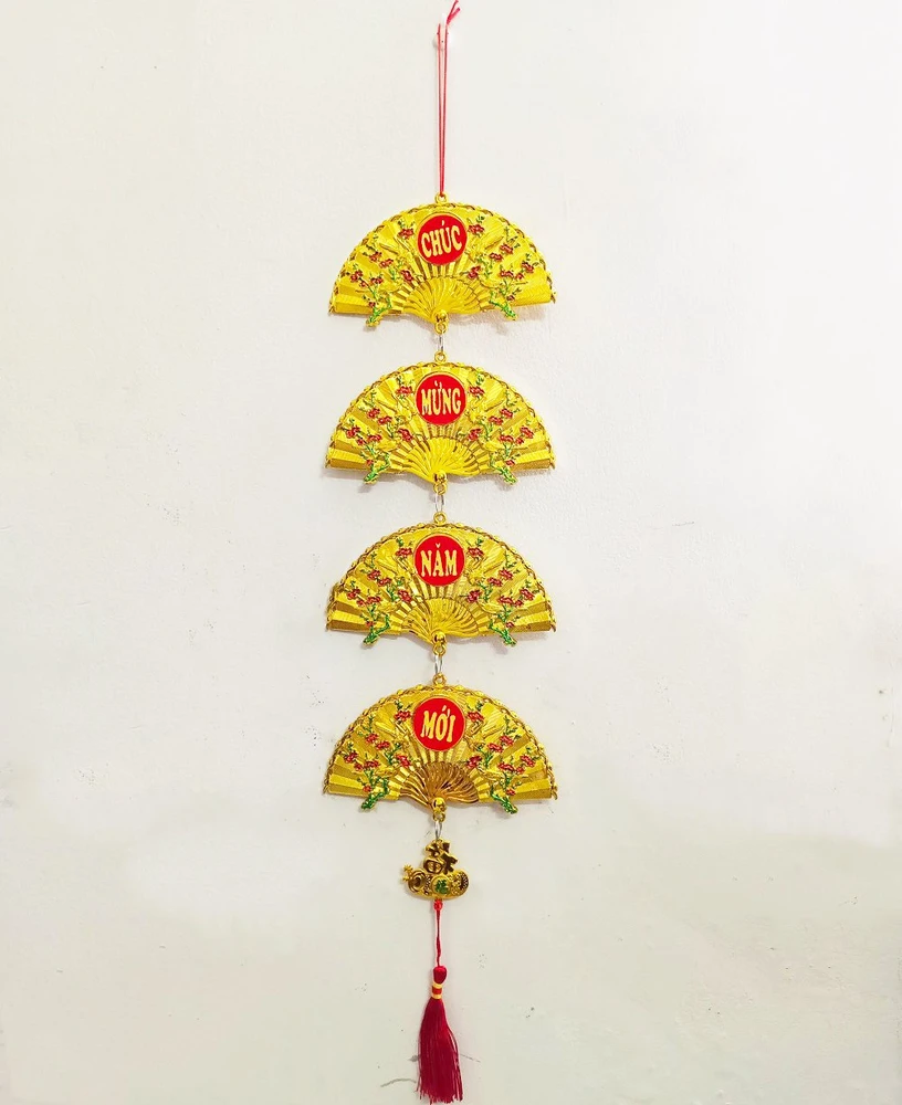 Dây liễn quạt vàng trang trí tết Chúc mừng năm mới