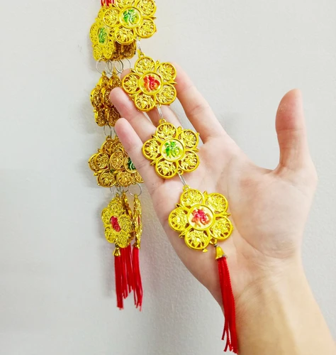 Lộc treo bông mai vàng câu chúc trang trí tết