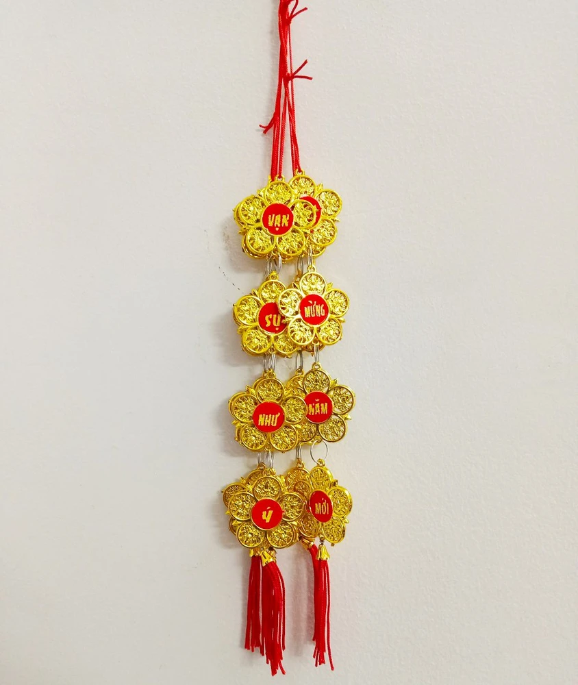 Lộc treo bông mai vàng câu chúc trang trí tết