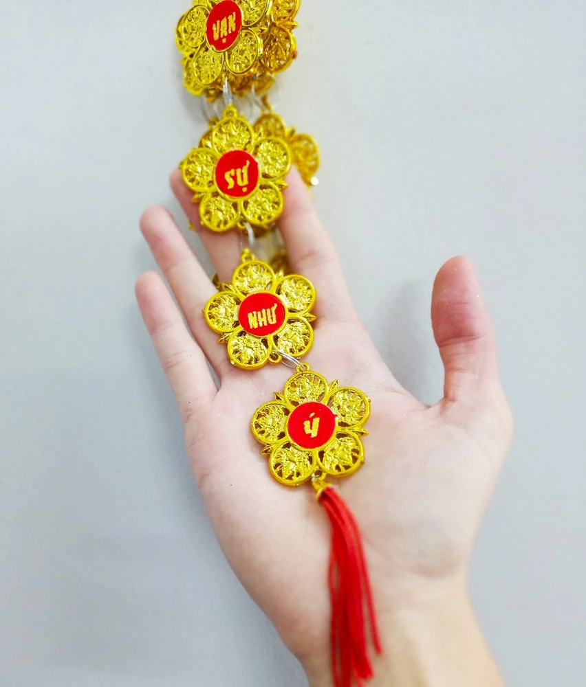 Lộc treo bông mai vàng câu chúc trang trí tết