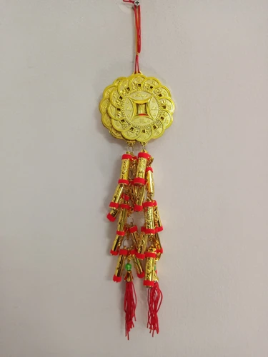 Lộc treo trang trí tết Đồng tiền may mắn và pháo vàng