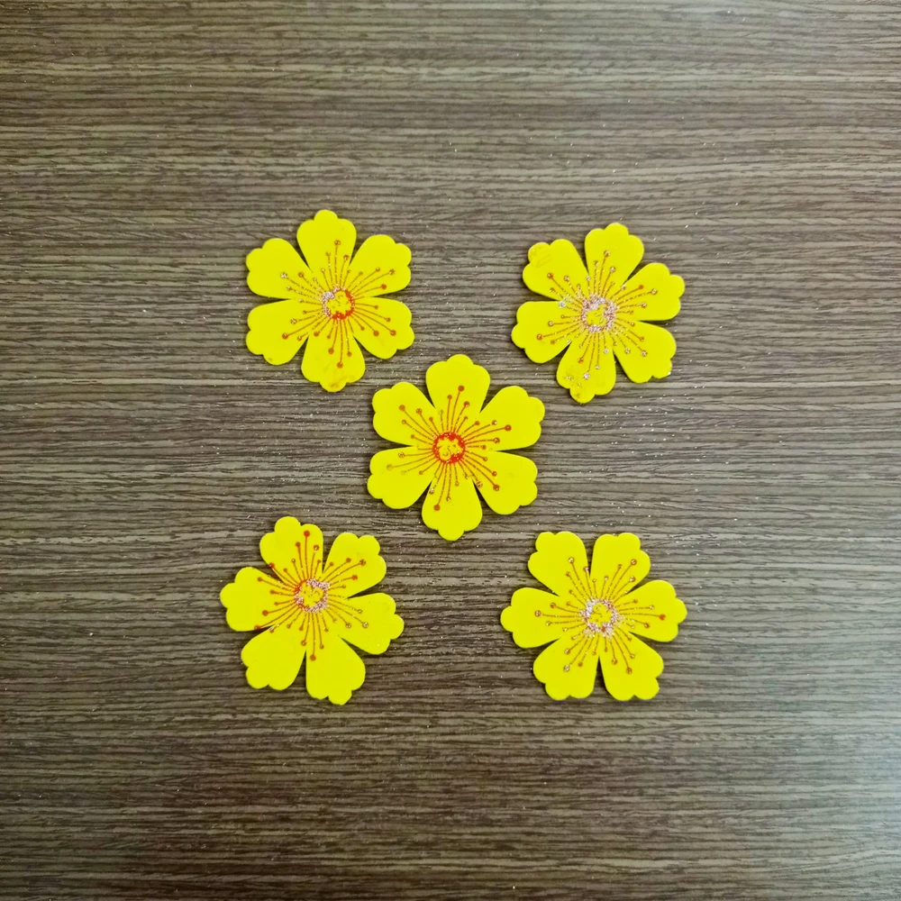 Bộ 5 hoa mai vàng xốp trang trí tết