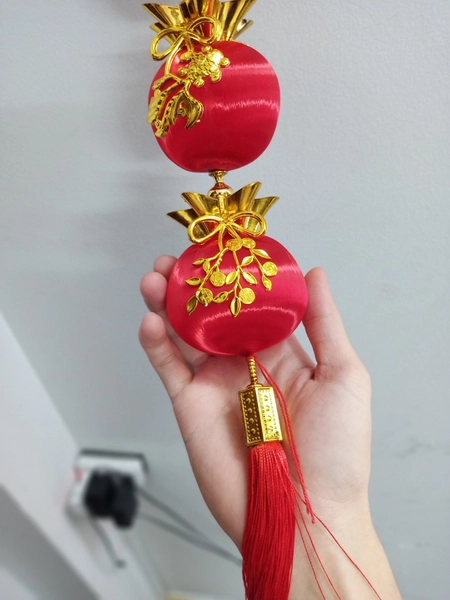 Dây lộc trang trí tết Táo đỏ cá chép vàng và cây mai