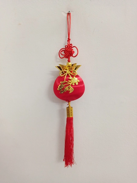 Lộc Treo Trang Trí Tết Quả cầu đỏ hoa đào và cá chép