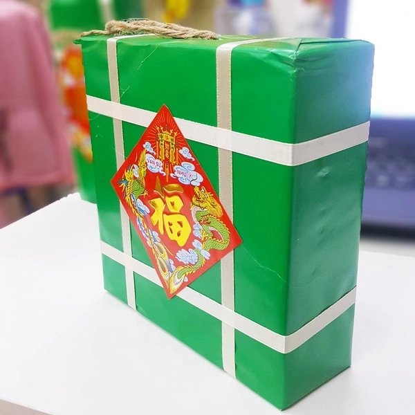 Mô hình bánh chưng trang trí tết