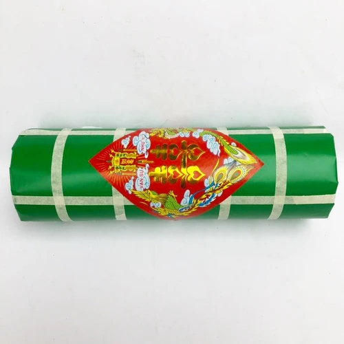 Mô hình bánh tét trang trí tết