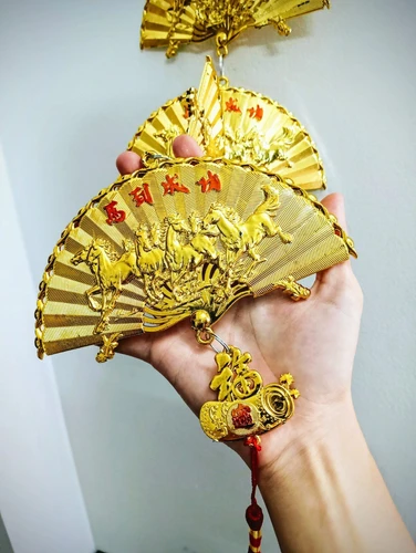 Dây liễn quạt vàng trang trí tết Chúc mừng năm mới