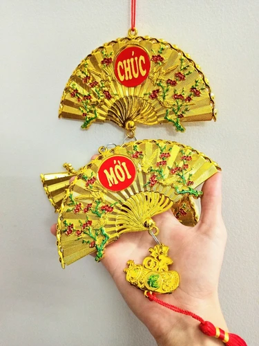 Dây liễn quạt vàng trang trí tết Chúc mừng năm mới