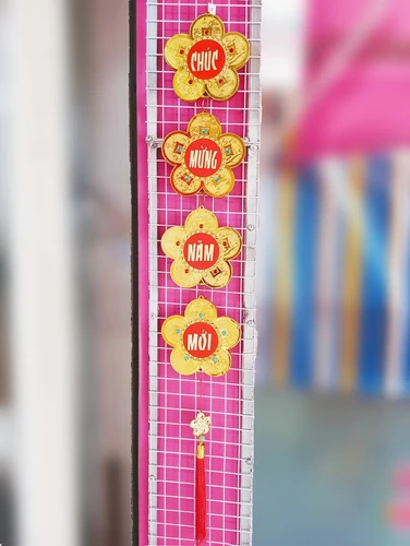 Dây lộc treo trang trí tết hình hoa mai Chúc mừng năm mới (loại lớn)