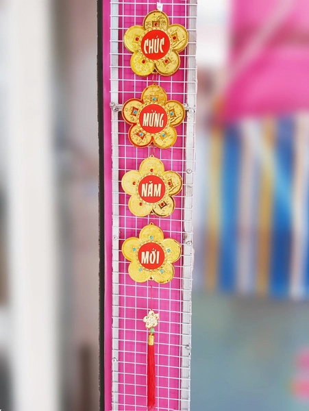 Dây lộc treo trang trí tết hình hoa mai Chúc mừng năm mới (loại lớn)
