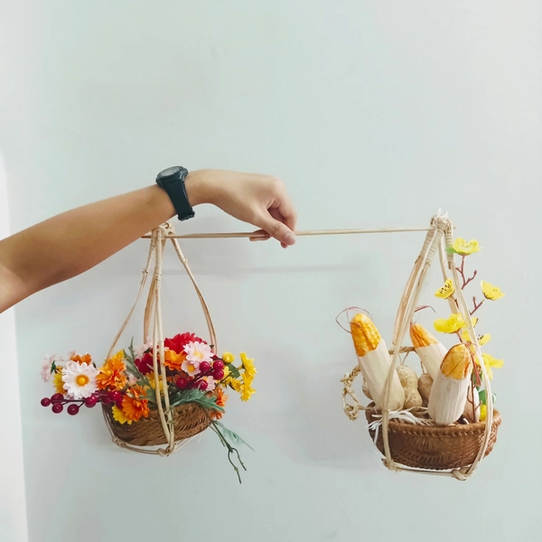 Quang gánh tre trang trí tiểu cảnh tết