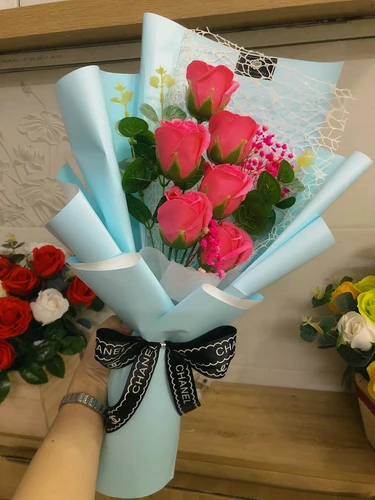 Bó hoa hồng sáp thơm sắc đỏ