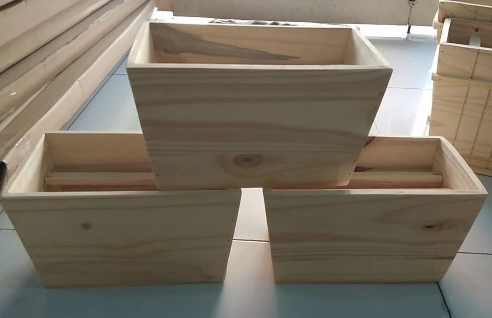 Chậu gỗ cắm hoa hình thang chữ nhật