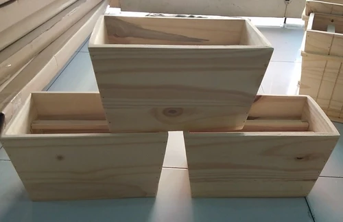 Chậu gỗ cắm hoa hình thang chữ nhật