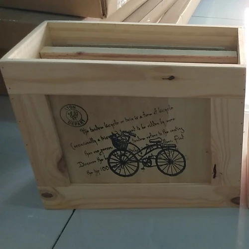 Chậu gỗ cắm hoa sáp họa tiết xe đạp