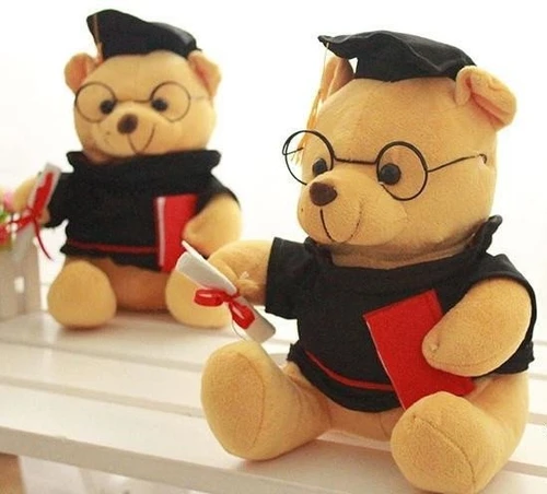 Gấu bông tốt nghiệp đeo kính