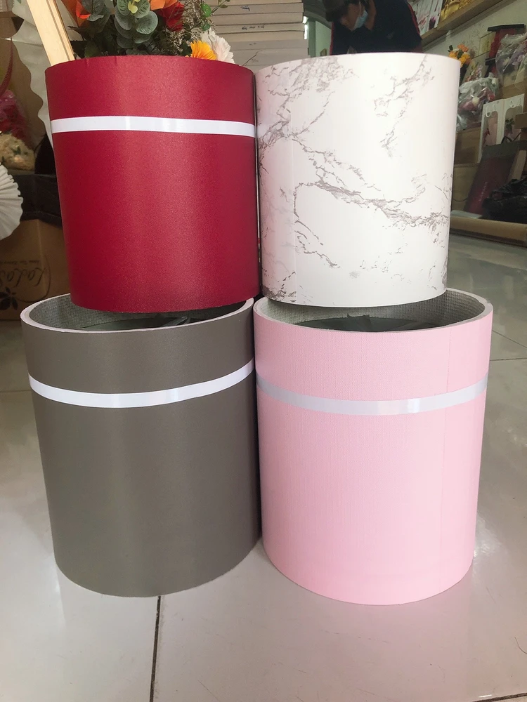 Hộp cắm hoa nhiều màu