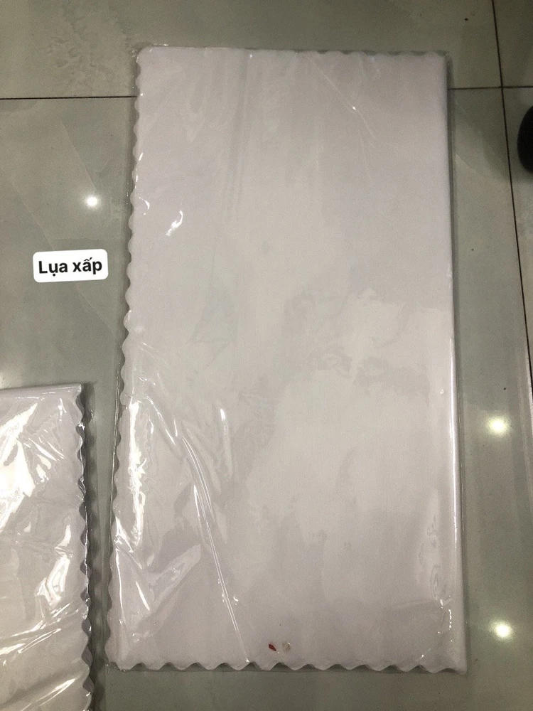 Lụa xấp màu trắng