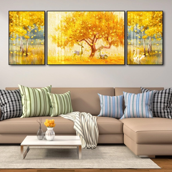 Tranh Treo Tường Hươu Và Cây Vàng Nghệ Thuật