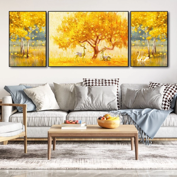 Tranh Treo Tường Hươu Và Cây Vàng Nghệ Thuật