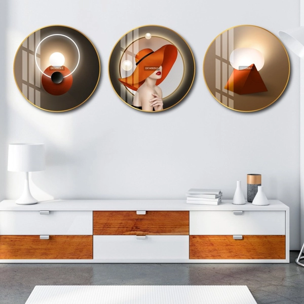 Tranh Tròn Treo Tường Cô Gái Nghệ Thuật