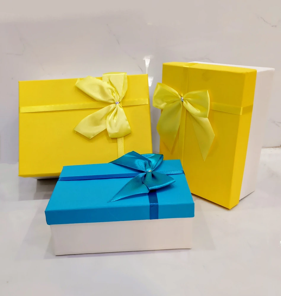 Hộp quà tặng 20/10 loại chữ nhật