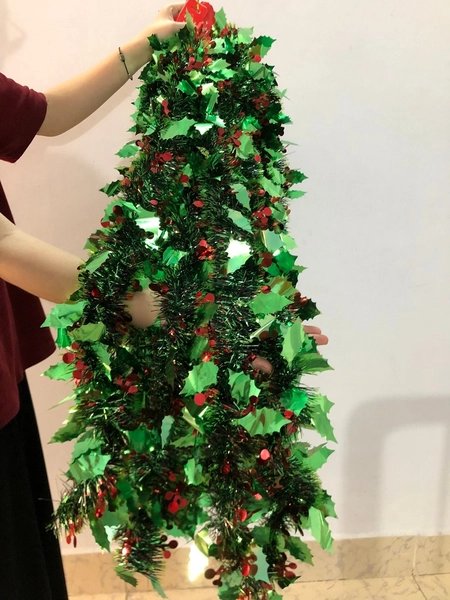 Dây đuôi chồn kim tuyến xanh lá trang trí cây thông noel