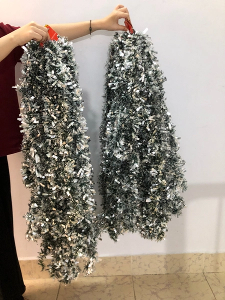 Dây đuôi chồn kim tuyến trang trí cây thông noel