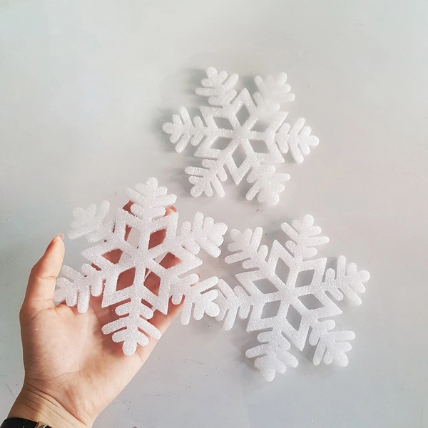 Bông tuyết xốp trắng trang trí noel