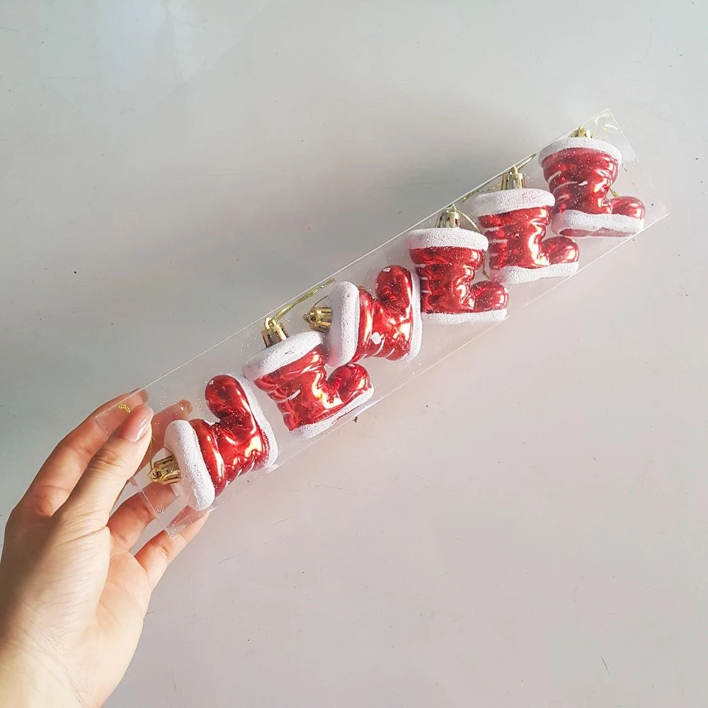 Hộp giày đỏ treo trang trí noel