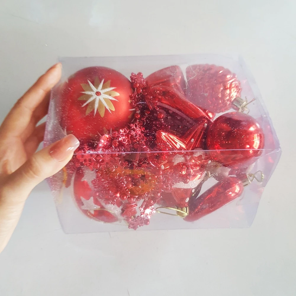 Hộp châu sắc đỏ đủ loại trang trí noel