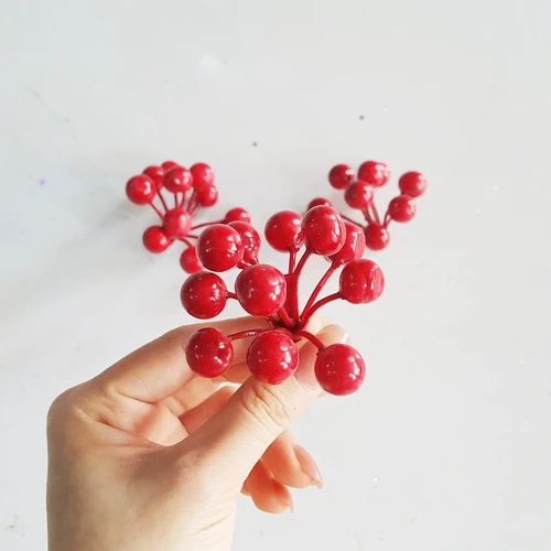 Cành cherry đỏ phụ kiện trang trí lễ hội