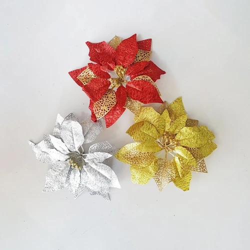 Hoa trạng nguyên trang trí cây thông Noel