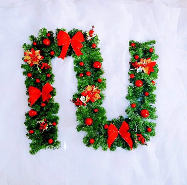 Dây thông trang trí noel sắc đỏ