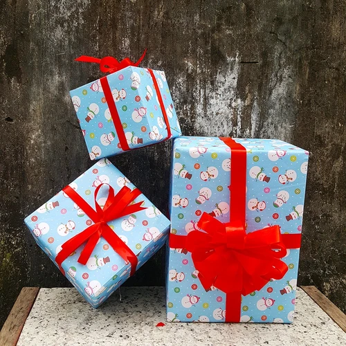 Set 3 Hộp Quà Tặng Họa Tiết Người Tuyết Trang Trí Noel (1)