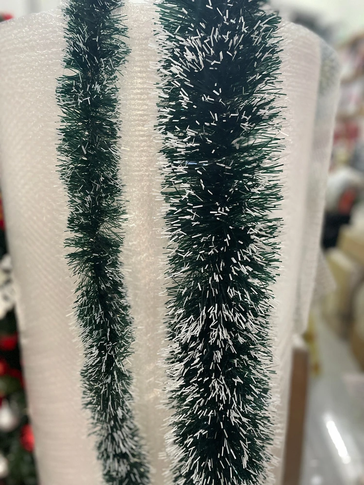 Đồ trang trí noel dây đuôi chồn đen phủ tuyết