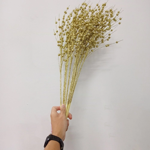 Cành đào đông phủ kim tuyến