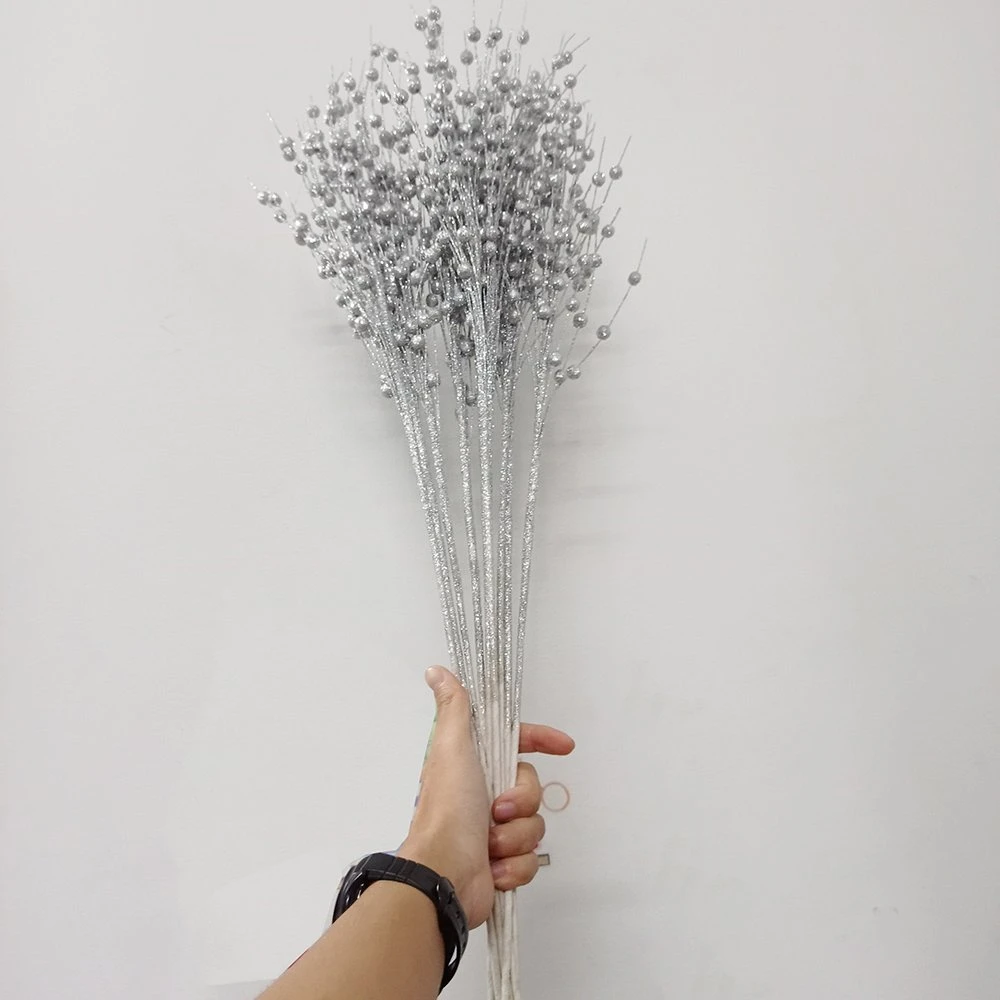 Cành đào đông phủ kim tuyến