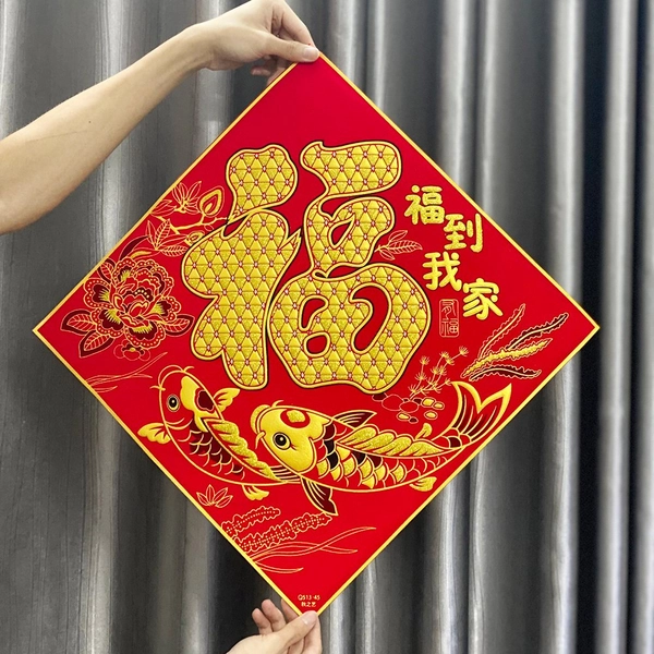 Hình dán chữ phúc và cá chép vàng phát tài trang trí tết