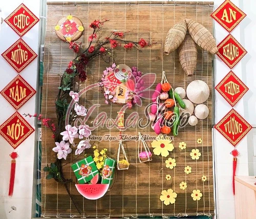 Tiểu cảnh mành tre trang trí Tết